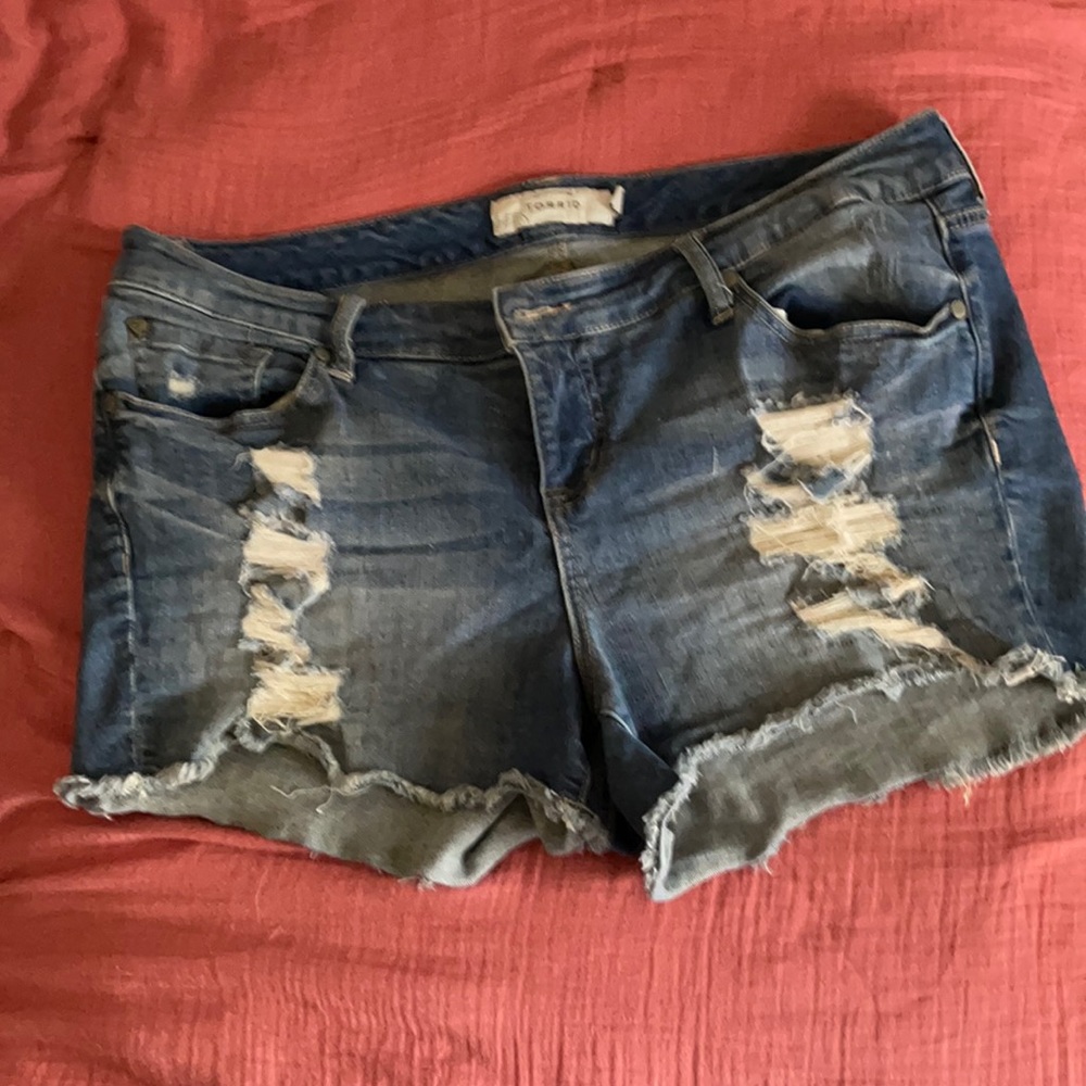 Torrid Denim short size 14